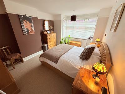 PRINCIPLE BEDROOM